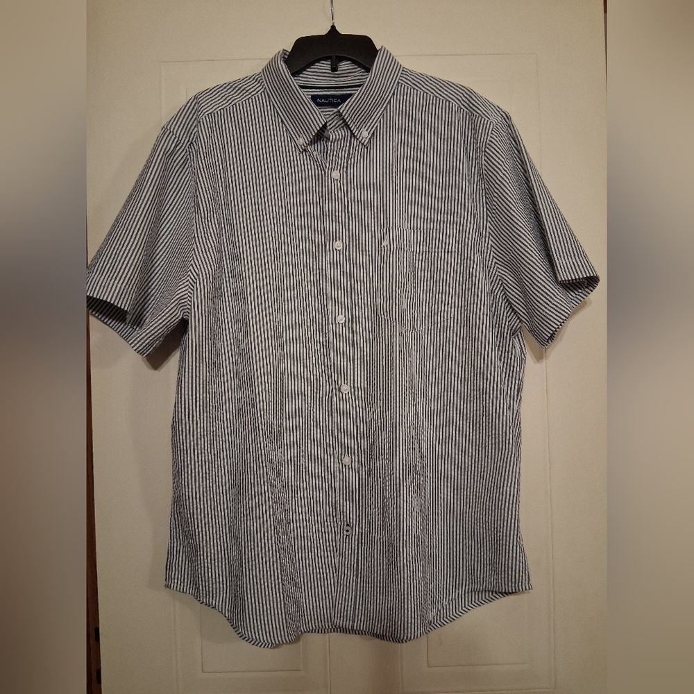 Nautica Men's Blue Striped Shirt